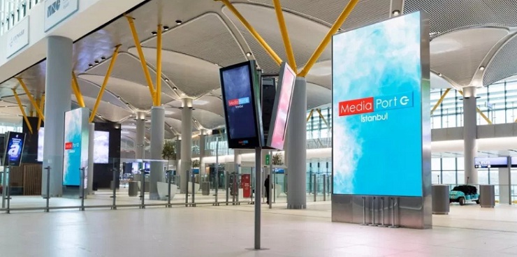 В новом аэропорту Стамбула установили более 1000кв.м. Digital Signage экранов