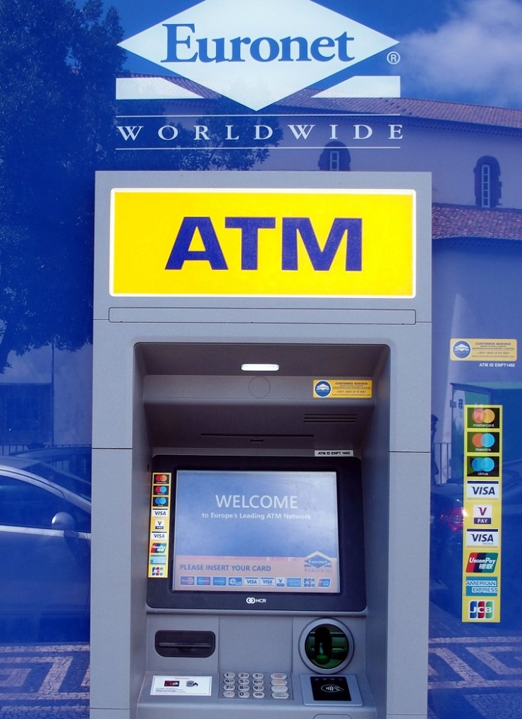 Амстердам будет бороться с сетью банкоматов Euronet