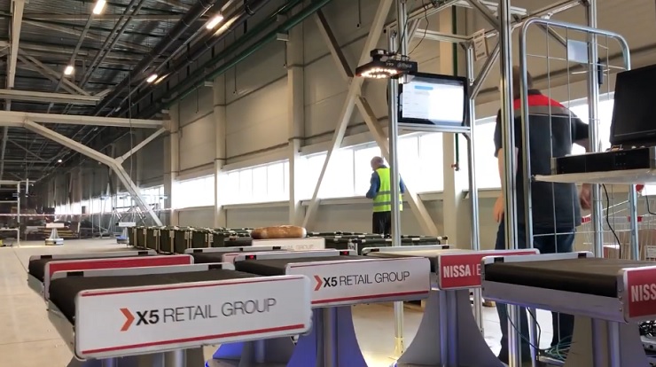 X5 Retail Group тестирует логистических роботов в распределительном центре в Калужской области