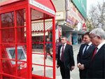 В Краснодаре устанавливают уличные платежные терминалы в виде английских телефонных будок