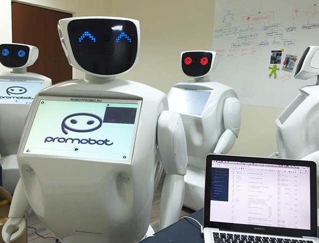 Компания «Промобот» представит новую версию робота-промоутера Promobot V.3.