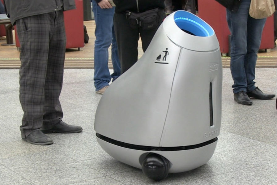 Робот-урна B.A.R.Y.L. будет следить за чистотой французских вокзалов 
